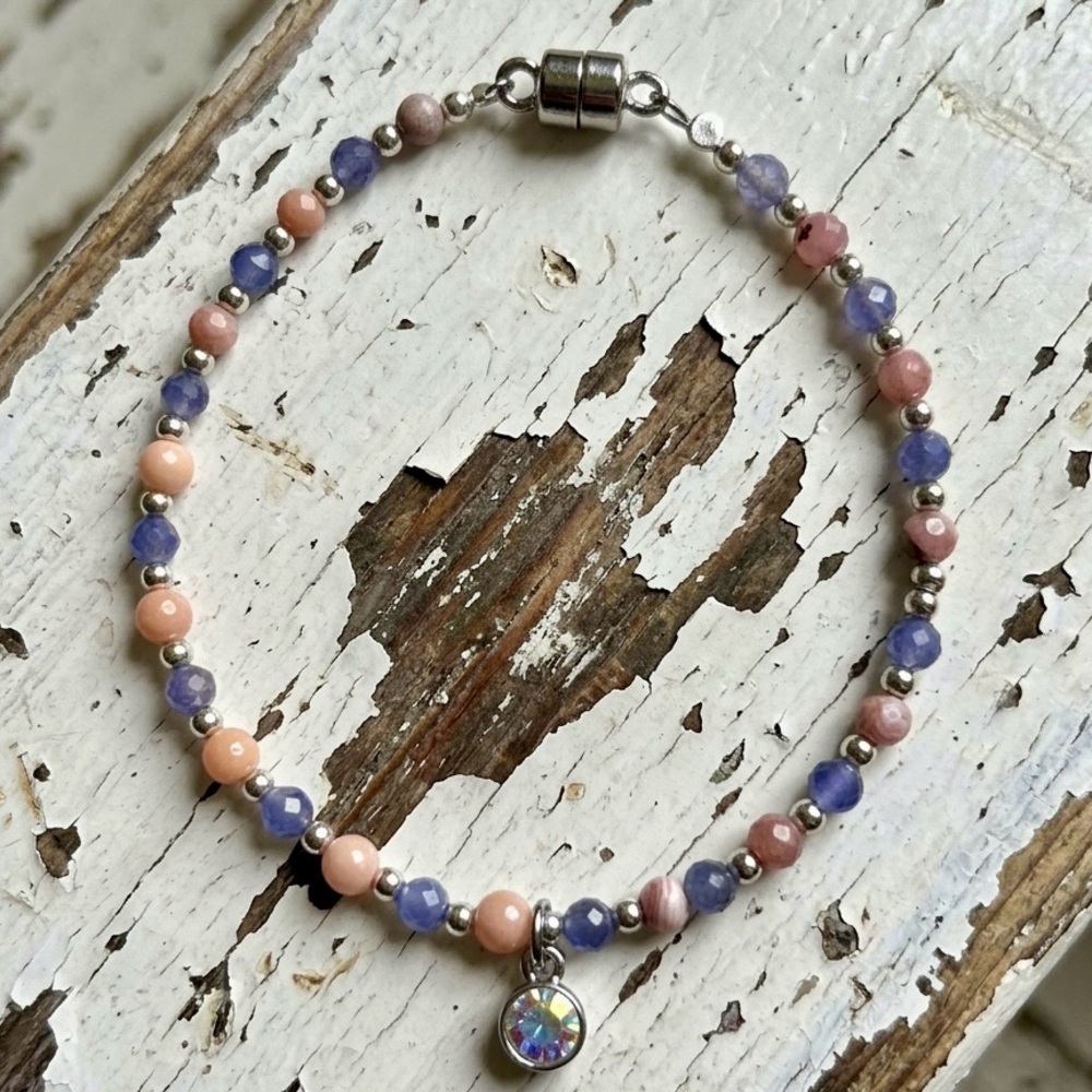 Elegant Sterling Silver, Purple Cat’s Eye & Coral Mother of Pearl Bracelet